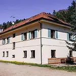 Myslivna Mukarov 3* Mukarov (Mlada Boleslav)